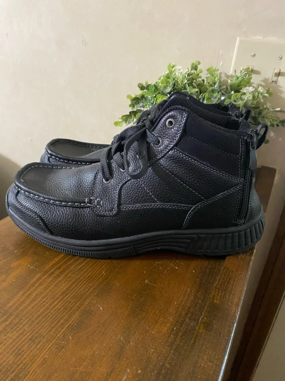 OrthoFeet 483 Ranger Boots Men's 10 2E Extra Wide Black Zip Back Lace up Leather